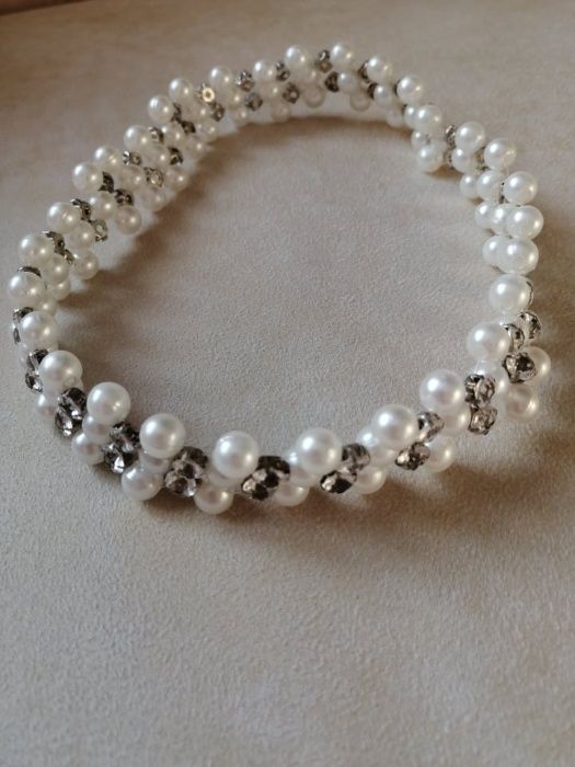 Святкове плаття для дівчинки 5-7 років+подарунок (заколка ручної робот