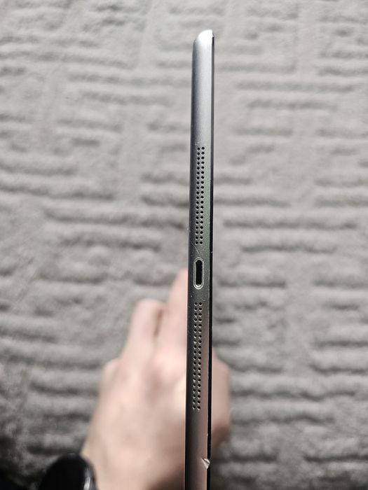 Айпад 1 еир айпад