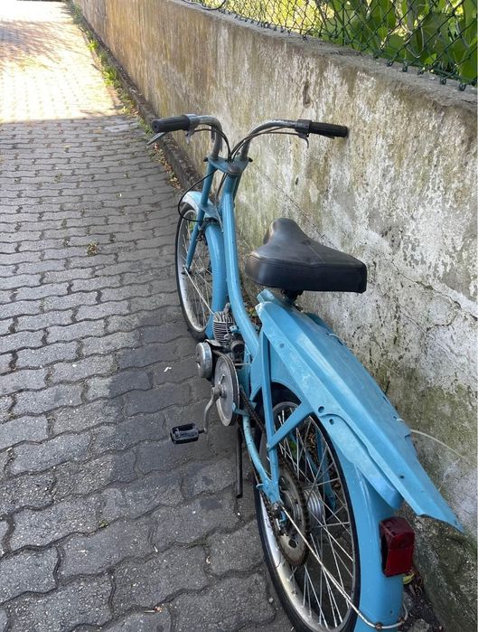 Mobylette motobecane