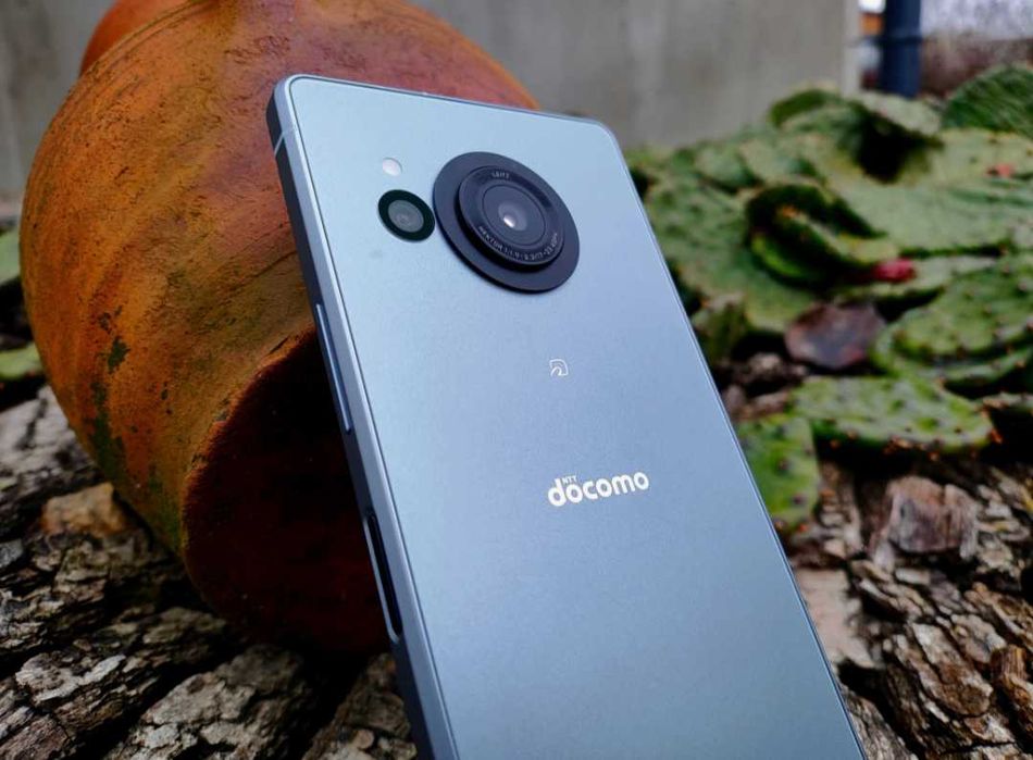 Японский флагман Sharp AQUOS R8s(sim+e-sim,4580ma,6.39"FHD+,NFC,120Гц)