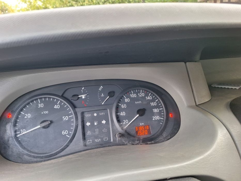 Renault Trafic 8-osobowy