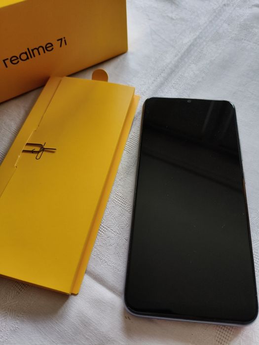 Realme 7i stan idealny
