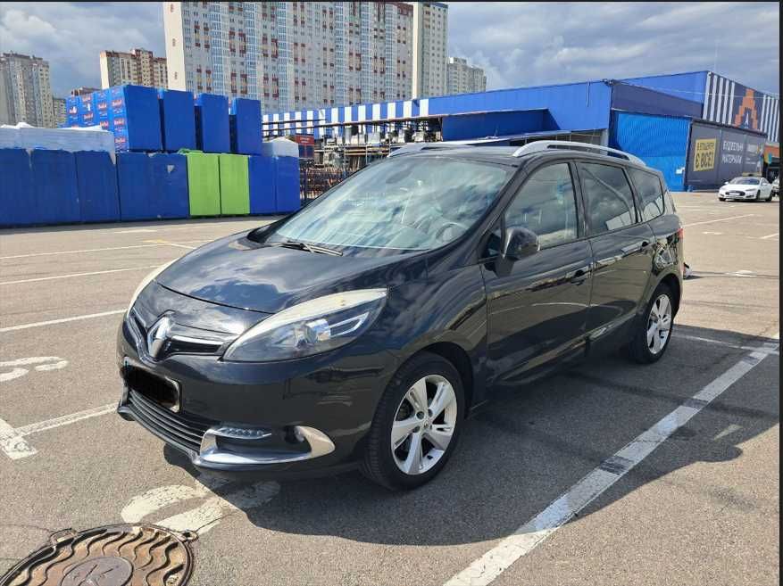 Renault Grand Scenic 2013