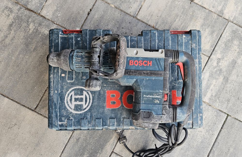 Młot kujaco-wiercący BOSCH gsh 7vc