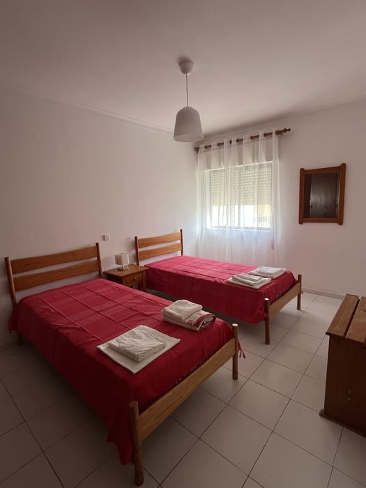 Apartamento T2 arrendamento anual