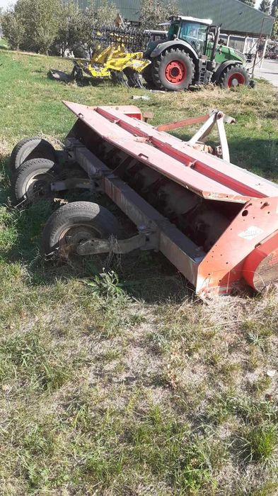 Подрібнювач мульчувач Kuhn RM-400
