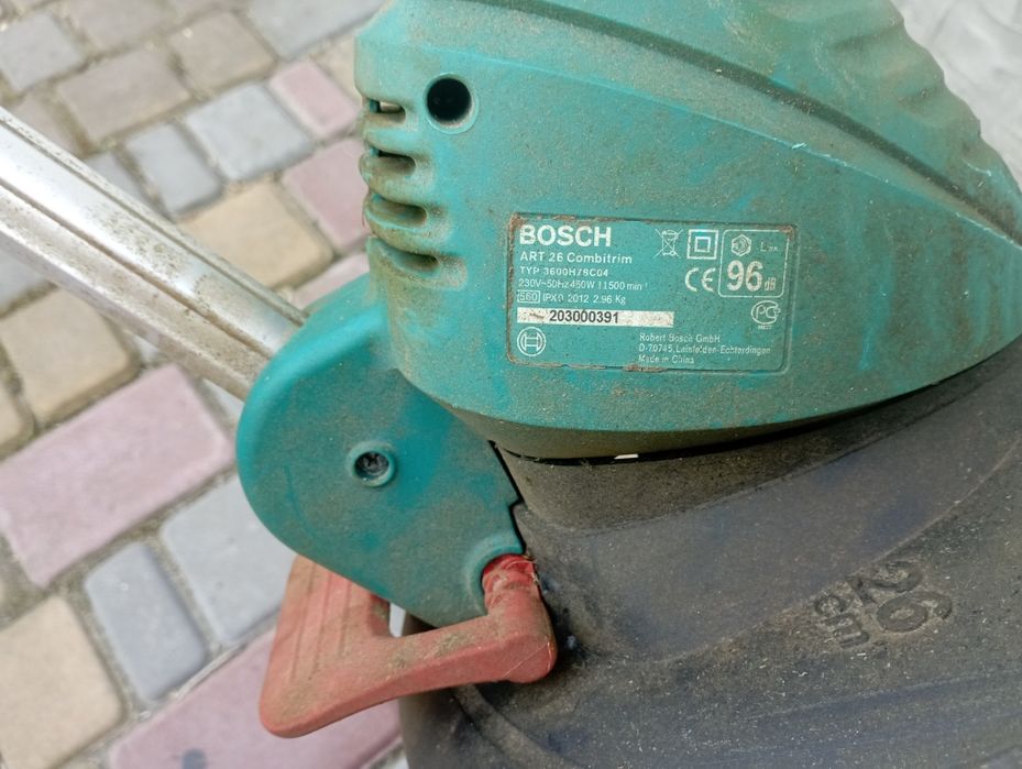 Тример Bosch combitrim