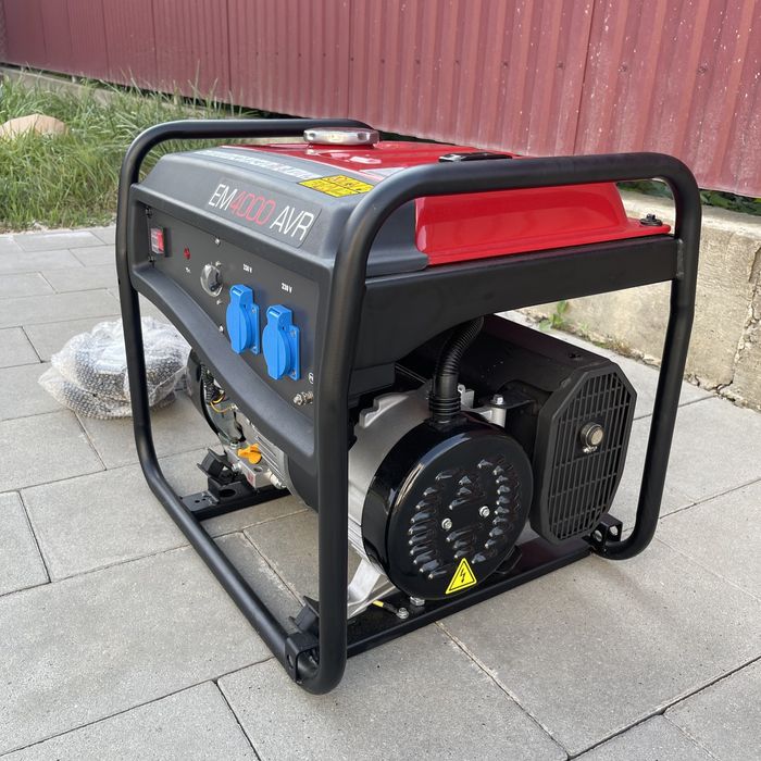 Генератор Pramac EM4000