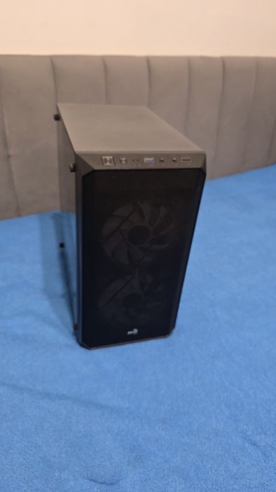 Komputer stacjonarny do grania 16Gb ram, karta 1050Titanium