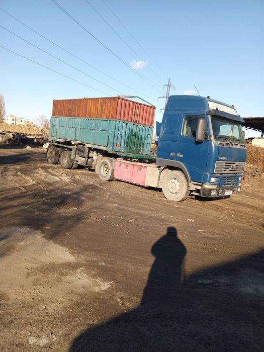 продаю тягач с прицепом VOLVO FH12
