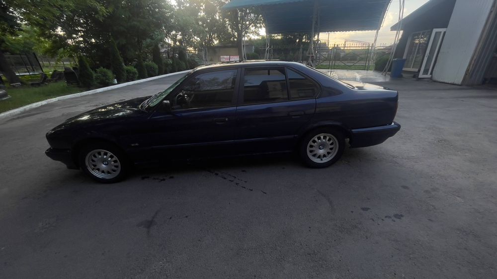 Продам  BMW E 34