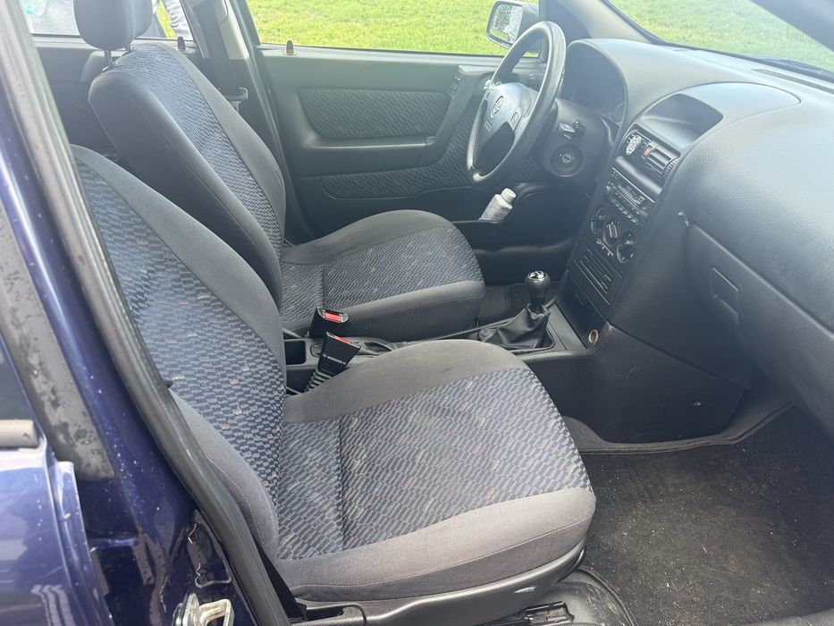 Opel Astra 2001 r 1.6 benzyna