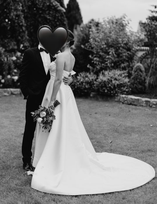 Suknia ślubna Essense of Australia D3570