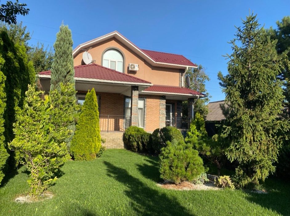 Продаж СУЧАСНОГО будинку з ЦОКОЛЬНИМ  поверхом вул. Солідарності ТОРГ