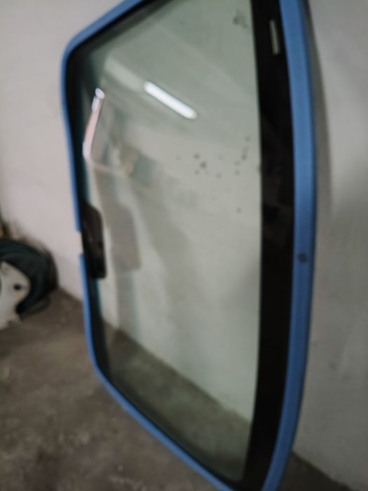 Скло для Кіа Авто