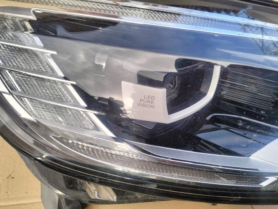 Renault scenic 4 lampa przód prawa  full  led poure vision