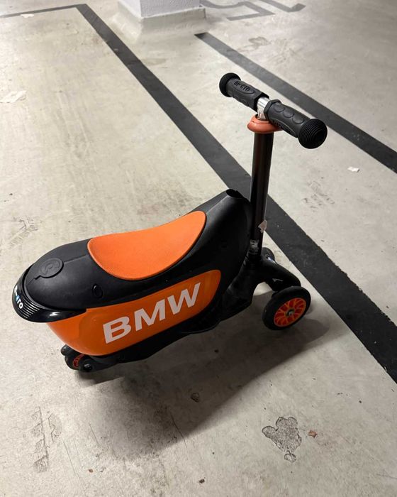 Trotinete BMW Micro Mini2Go 2em1 - assento + caixa - completa