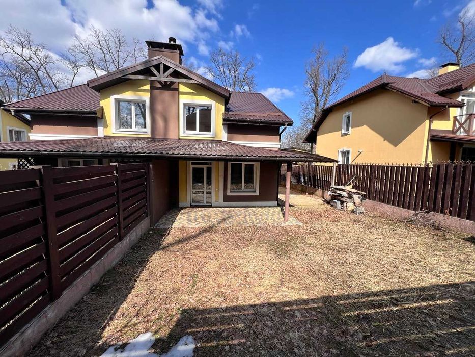 Будинок з ремонтом в Ірпені. Мінімальне оформлення