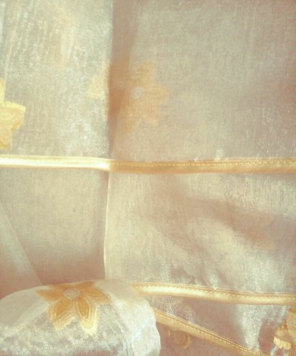 Firana złota organza gwiazdki 470/ 1.35