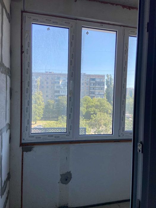 Продам 1кімнатну квартиру в ЖК " Скай Сіті" на Черемушках/ Варненская
