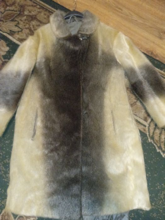 Продам шубу натуральне хутро