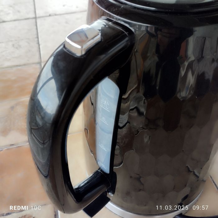 Чайник Russell Hobbs