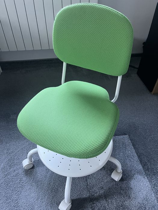 Krzeslo do biurka dla dzieci IKEA VIMUND