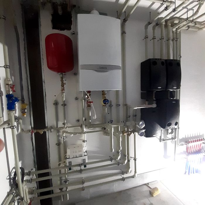 Послуги Сантехніка .