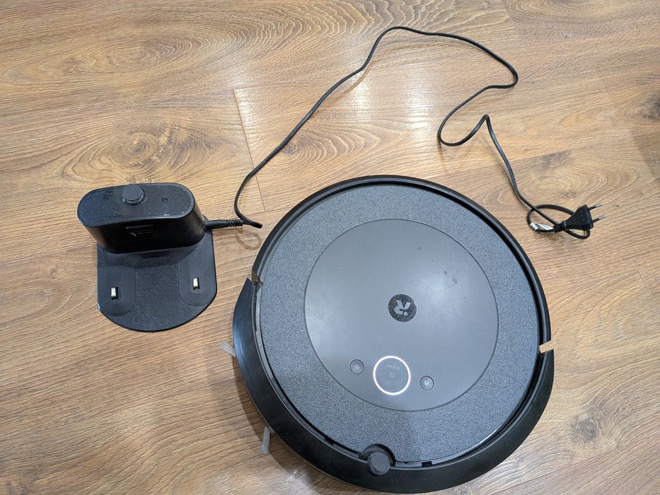 Aspirador Robô iRobot Roomba i3158