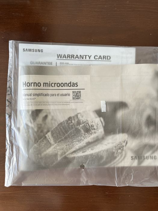Micro-ondas com Grill Samsung 1250W 23 Litros Inox