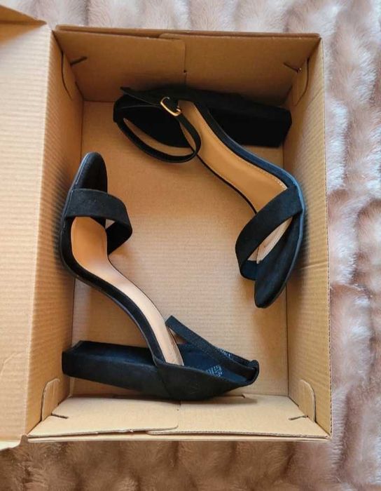 Sandálias Novas Just Fab