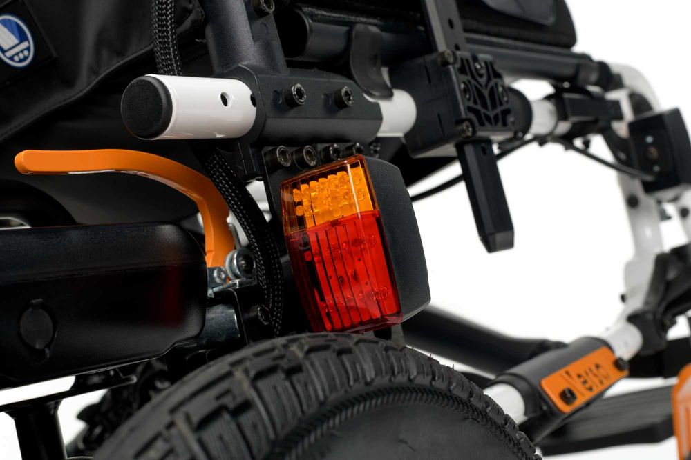 Wózek inwalidzki elektryczny Vermeiren Verso 26kg /Homologacja samolot