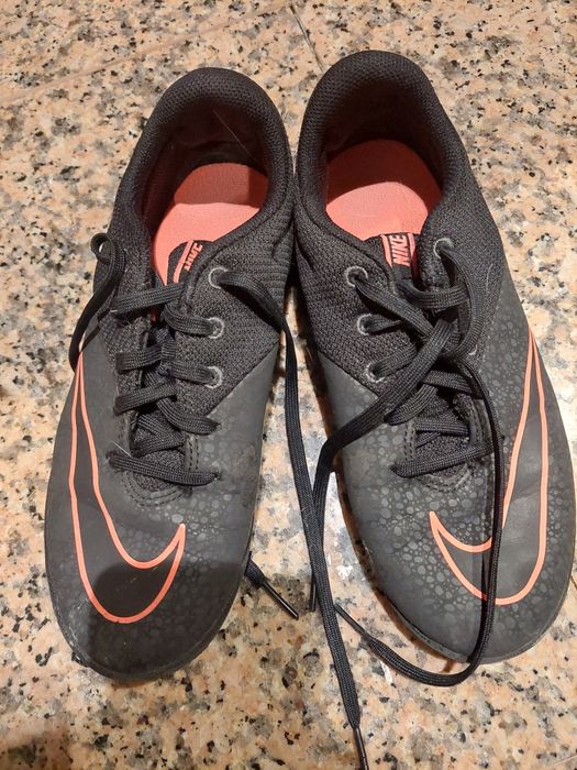 Chuteiras de futsal Nike