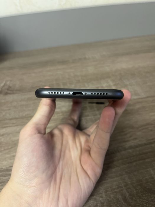 Iphone 11 black 64gb