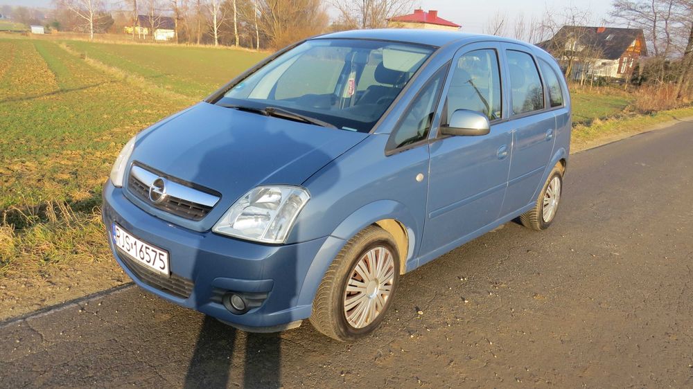 piekna meriva 1.6 105 km swiezo sprowadzona