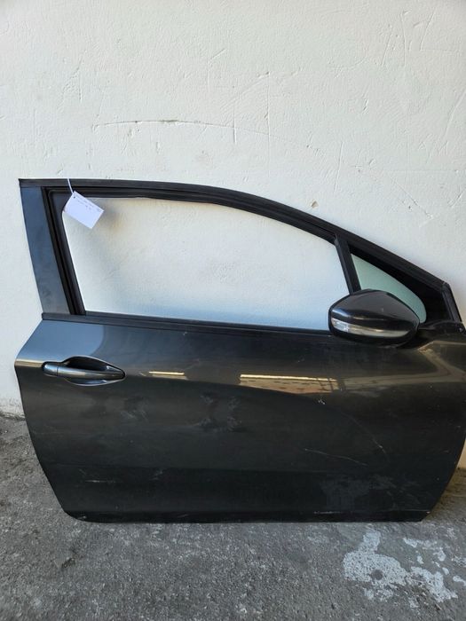 Porta frente direita peugeot 208