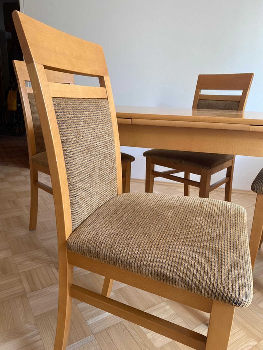 Stół i 4 krzesła