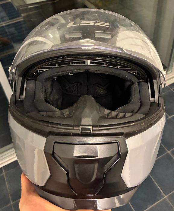 Capacete LS2 modular praticamente novo