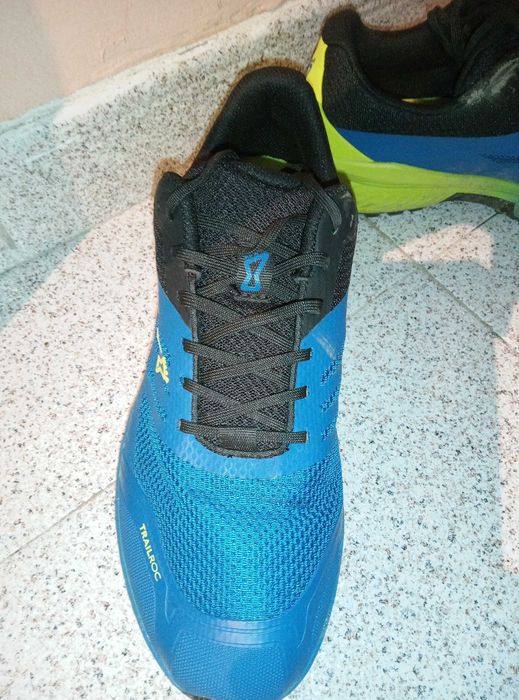 Sapatilhas INOV-TrailRoc 280_42_27cm_Trail_Corrida