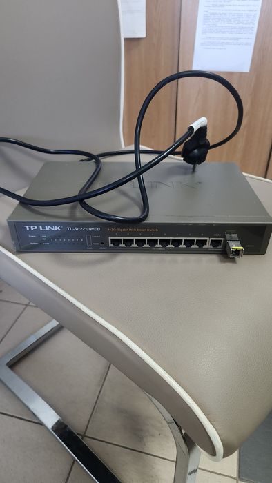 Комутатор TP-Link TL-SL2210WEB