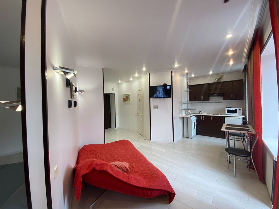 Подобово, Gulliver, Басейна 10, Хрещатик