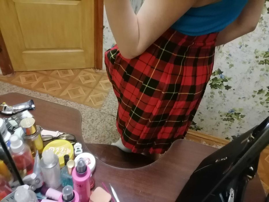 Пышная юбочка в клеточку с складками