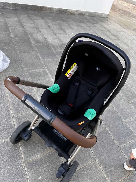 Carrinho de Passeio Chicco Trio Best Friend Pro i-Size