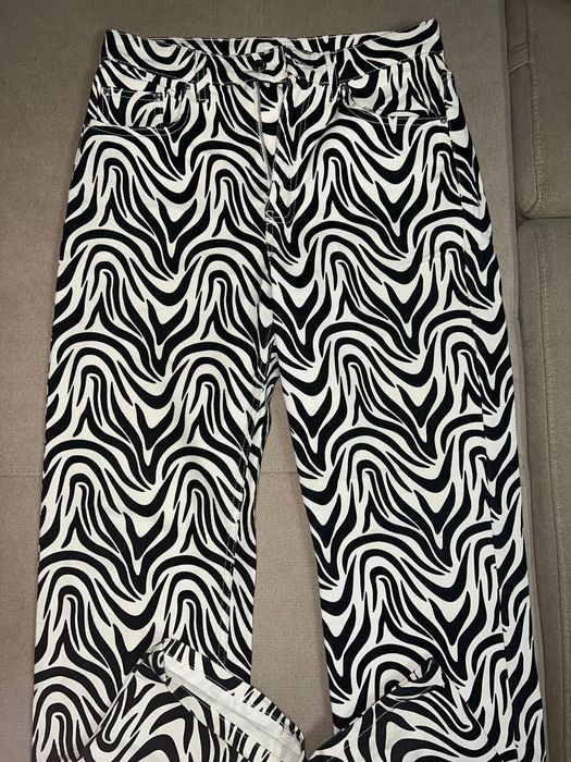 Джинсы зеброчкаа