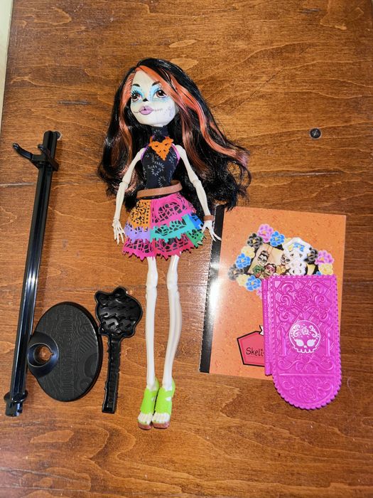 Скеліта Калаверас монстр хай