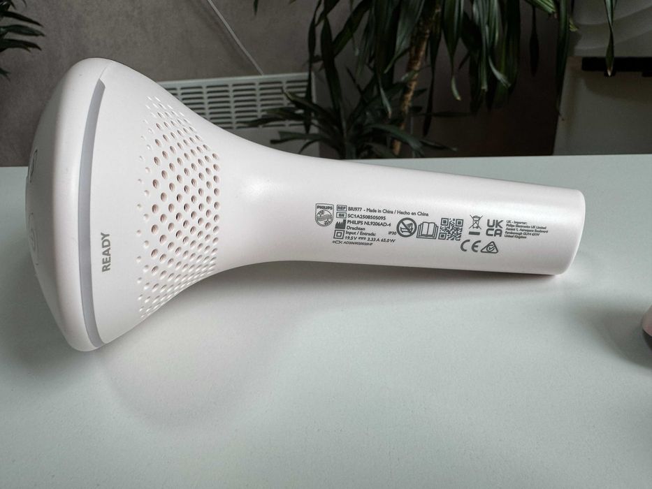 Продам Фотоепілятор PHILIPS BRI977/00 серія 9900