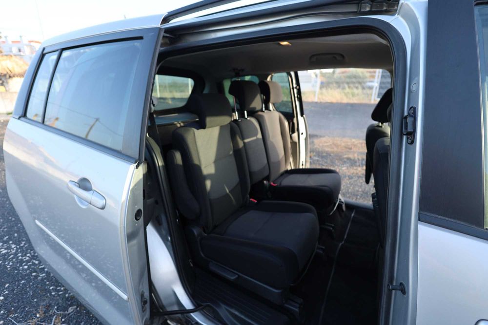 Mazda 5 - 7 Lugares – Em Excelente Estado
