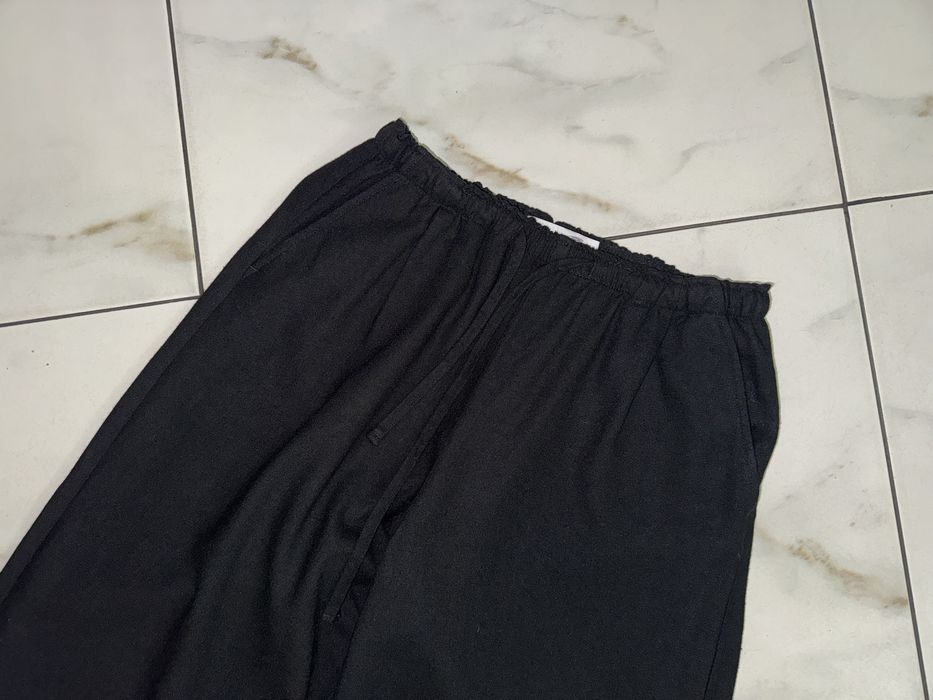 Женские черные льняные широкие брюки штаны Bershka XS (36)