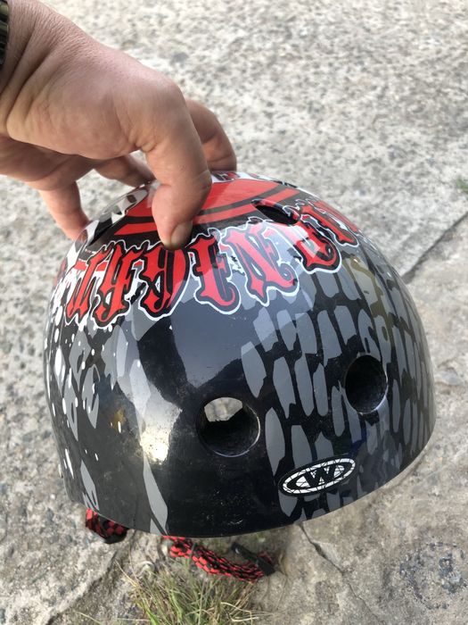 Шлем для катания на роликах Worker Scully