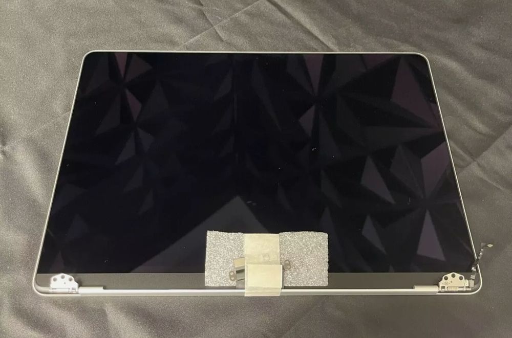 MacBook Air M2 Display (A2681)64729512675074122